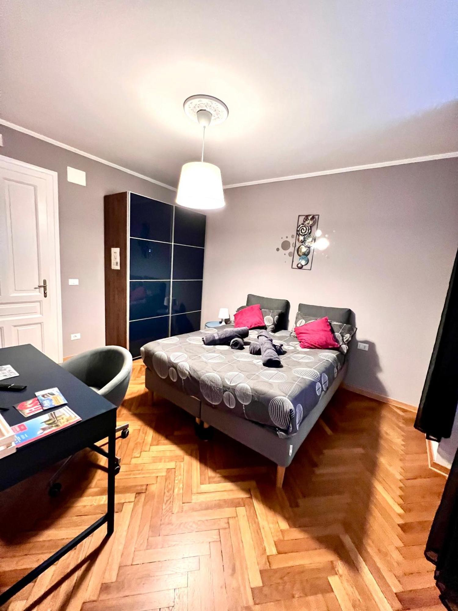 Residence Montanelli Trieste Exterior foto